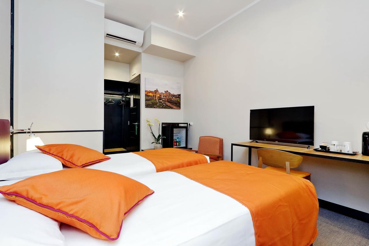 Hotel Colonna 32 Řím Exteriér fotografie